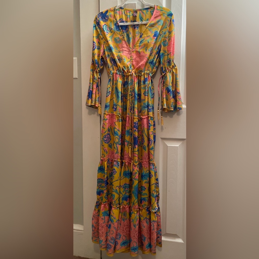 Vibrant Floral Maxi Dress with Bell Sleeves - Picture 2 of 9